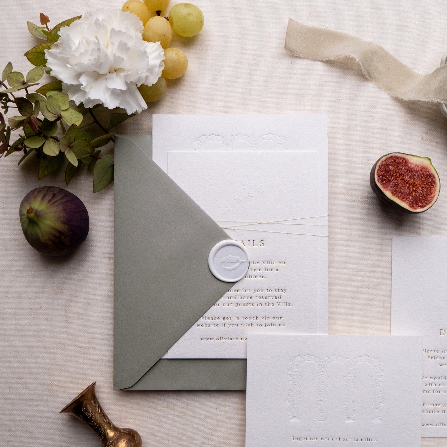 Wedding Venue Luxe Invitation