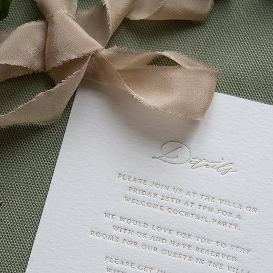 Lake Como Details Card